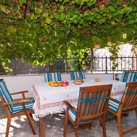 Holiday Home Ruda Vinisce Exterior photo