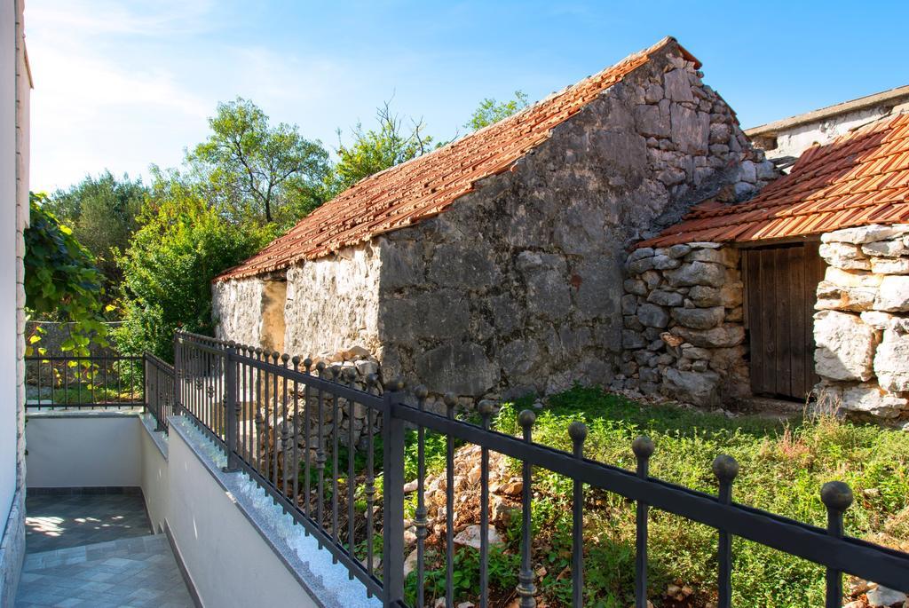 Ruda * Vinišće